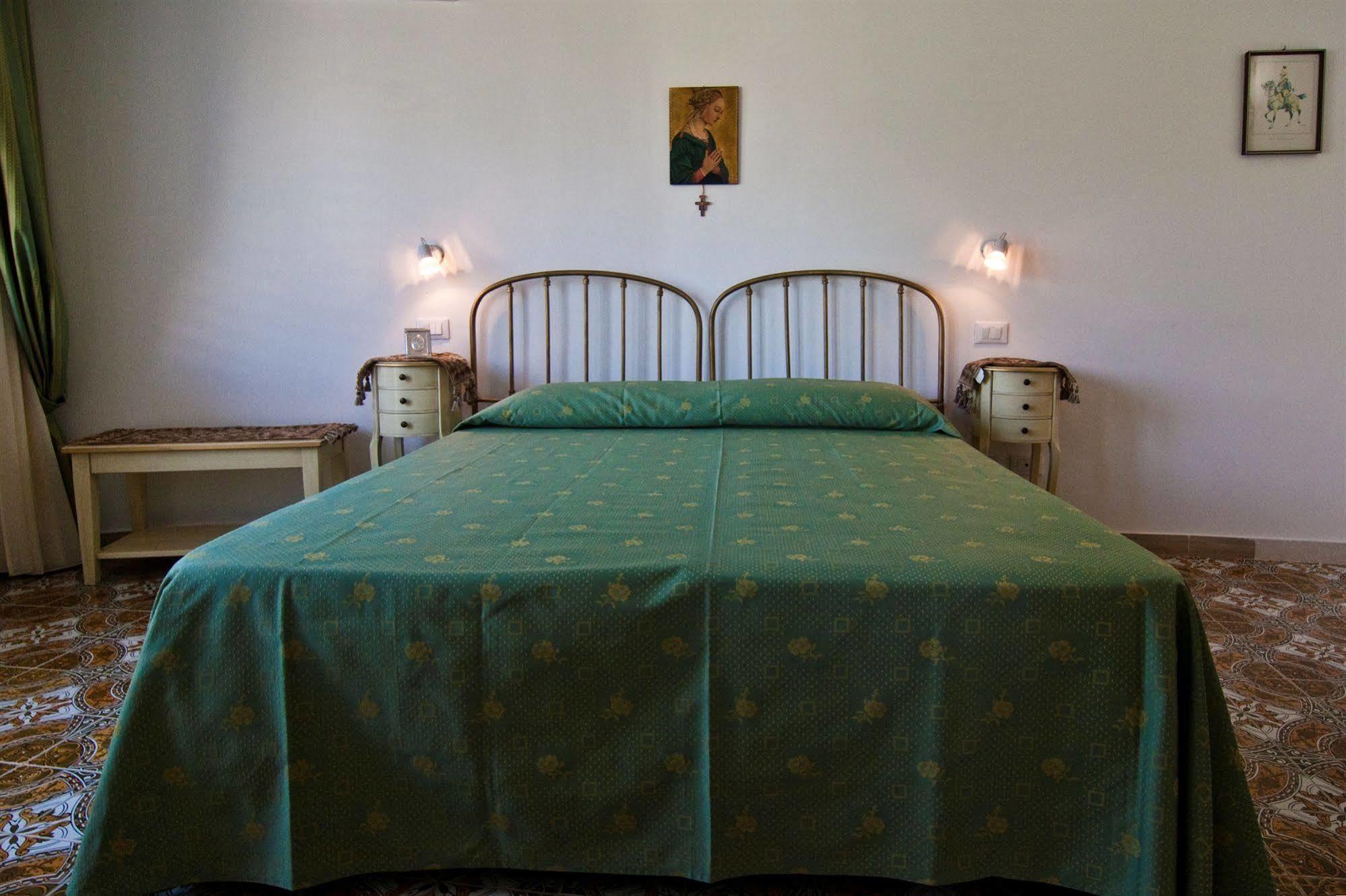B&B U Palmentu Taormina Eksteriør billede