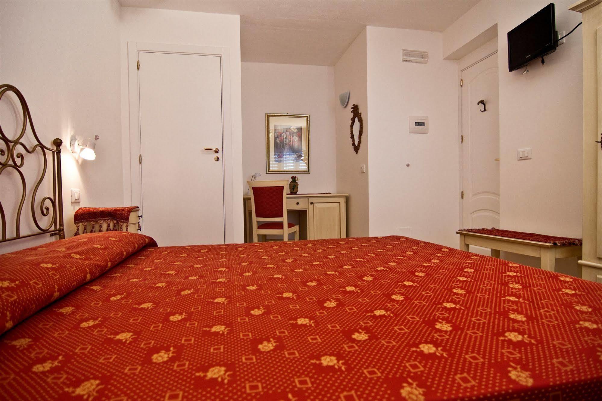 B&B U Palmentu Taormina Eksteriør billede